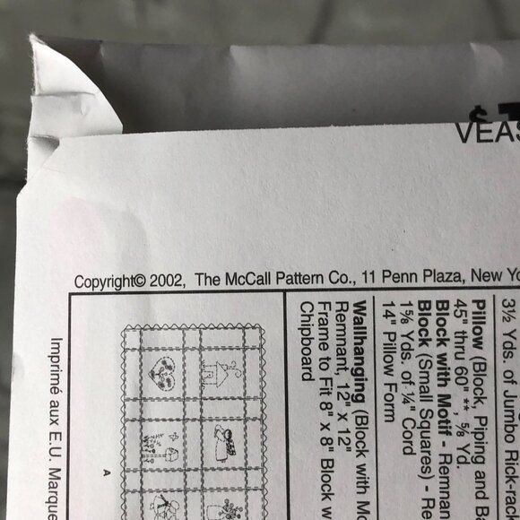 McCall's Craft Sewing Pattern 3554 Redwork Pillows Wall Quilt Wall Hanging Block - Picture 3 of 6